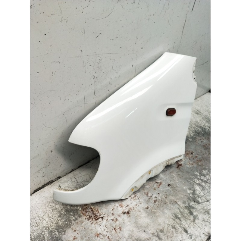 Recambio de aleta delantera izquierda para renault master ii caja/chasis (ed/hd/ud) 2.2 dci 90 referencia OEM IAM   