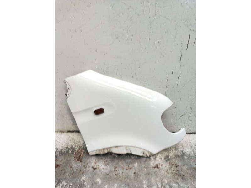 Recambio de aleta delantera derecha para renault master ii caja/chasis (ed/hd/ud) 2.2 dci 90 referencia OEM IAM   