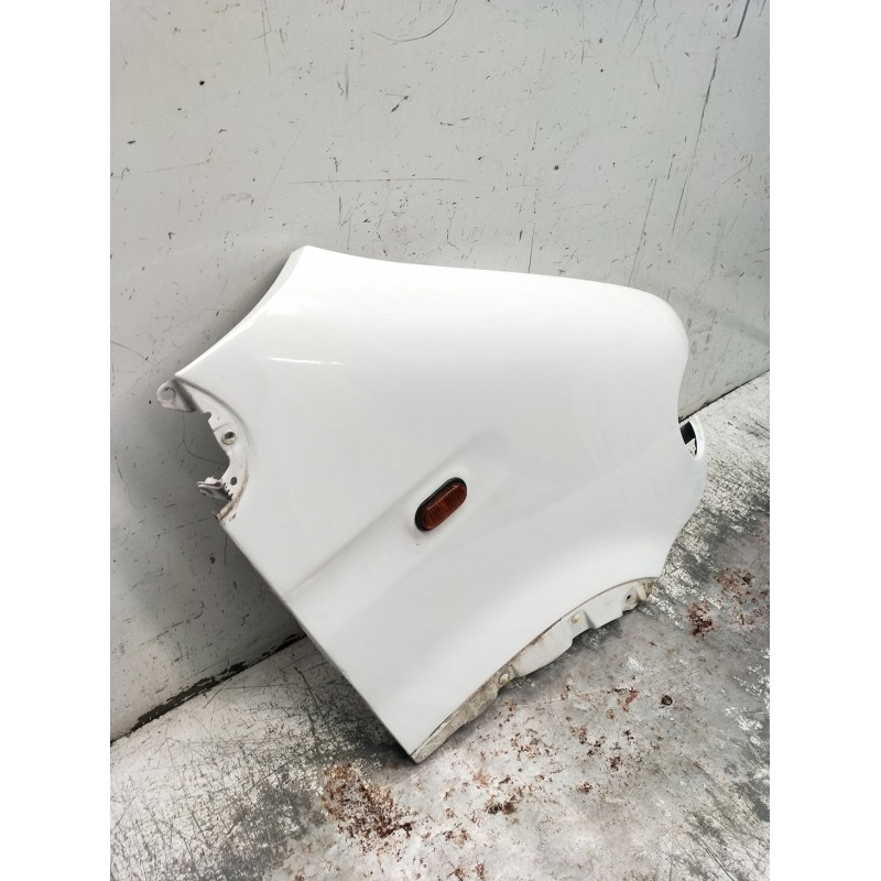 Recambio de aleta delantera derecha para renault master ii caja/chasis (ed/hd/ud) 2.2 dci 90 referencia OEM IAM   