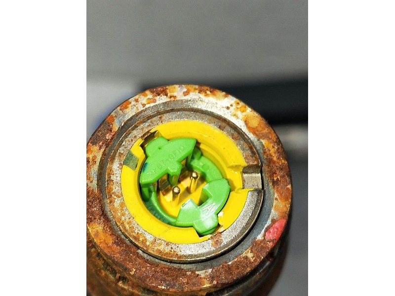 Recambio de airbag cortina delantero izquierdo para dodge journey se referencia OEM IAM P05108009AC  2009