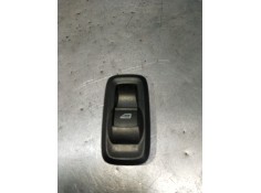 Recambio de mando elevalunas delantero derecho para ford fiesta vi van 1.4 tdci referencia OEM IAM 8A6T14529AB 3P 2008