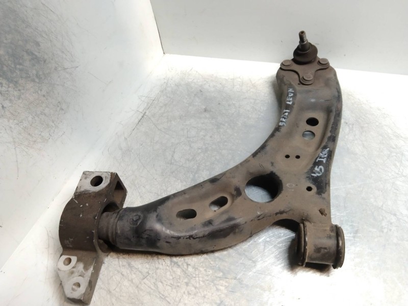 Recambio de brazo suspension inferior delantero izquierdo para seat leon (1p1) reference referencia OEM IAM   