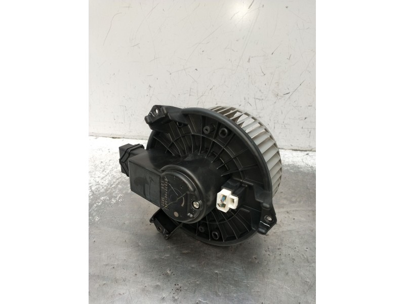 Recambio de motor calefaccion para dodge journey se referencia OEM IAM AY2727005011  2009