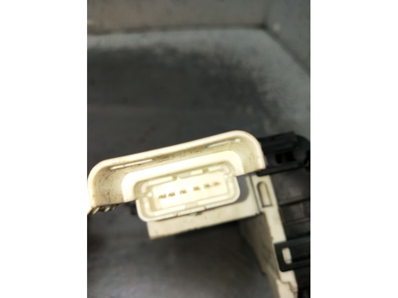 Recambio de motor cierre centralizado delantero izquierdo para fiat scudo autobús (270_, 272_) 1.6 d multijet referencia OEM IAM