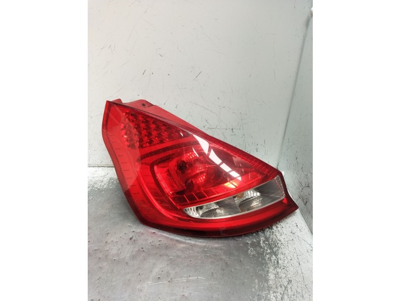 Recambio de piloto trasero izquierdo para ford fiesta vi van 1.4 tdci referencia OEM IAM   2008