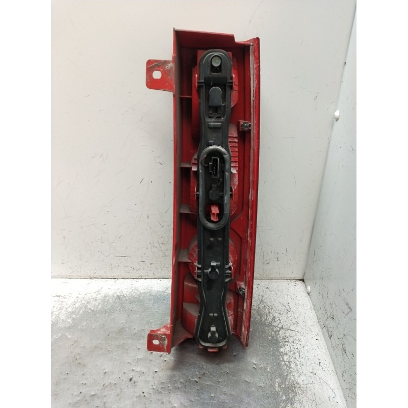 Recambio de piloto trasero izquierdo para fiat scudo autobús (270_, 272_) 1.6 d multijet referencia OEM IAM   2003