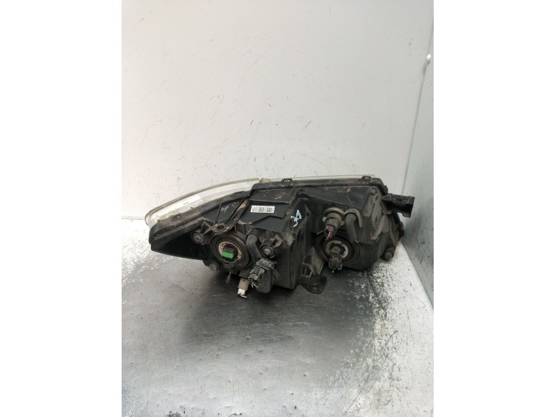 Recambio de faro derecho para dodge journey se referencia OEM IAM 05067789AA  2009