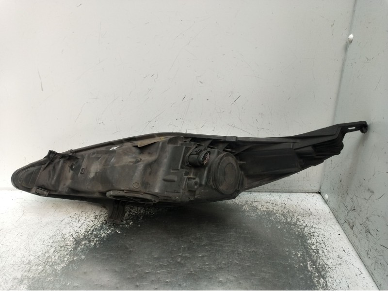 Recambio de faro derecho para ford fiesta vi van 1.4 tdci referencia OEM IAM 1EJ24704502 8A6113W029AJ 2008