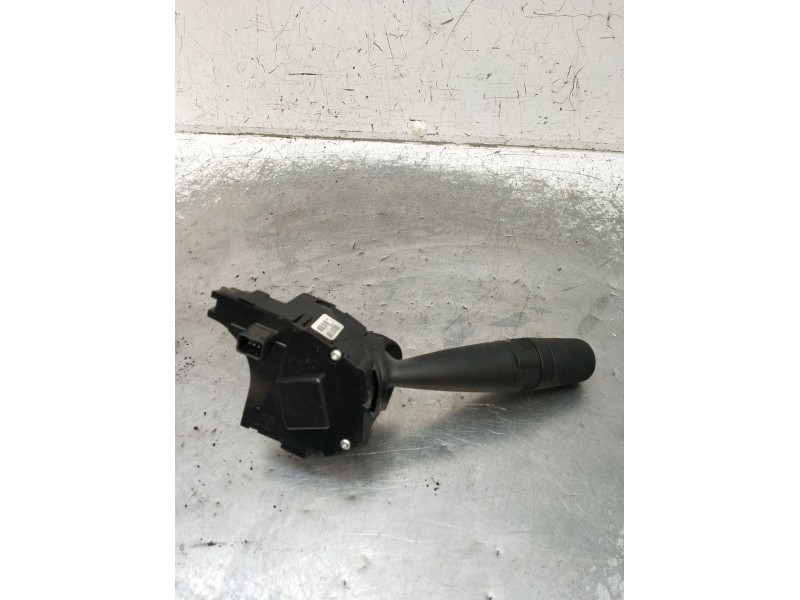 Recambio de mando luces para dodge journey se referencia OEM IAM 21486614516481  2009