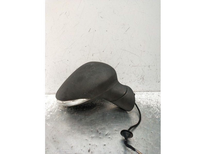 Recambio de retrovisor derecho para ford fiesta vi van 1.4 tdci referencia OEM IAM  ELÉCTRICO 2008