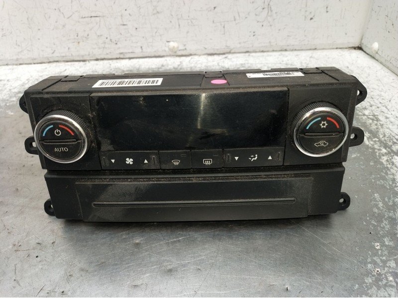 Recambio de mando calefaccion / aire acondicionado para dodge journey se referencia OEM IAM P55111895AE TSV164800017 2009