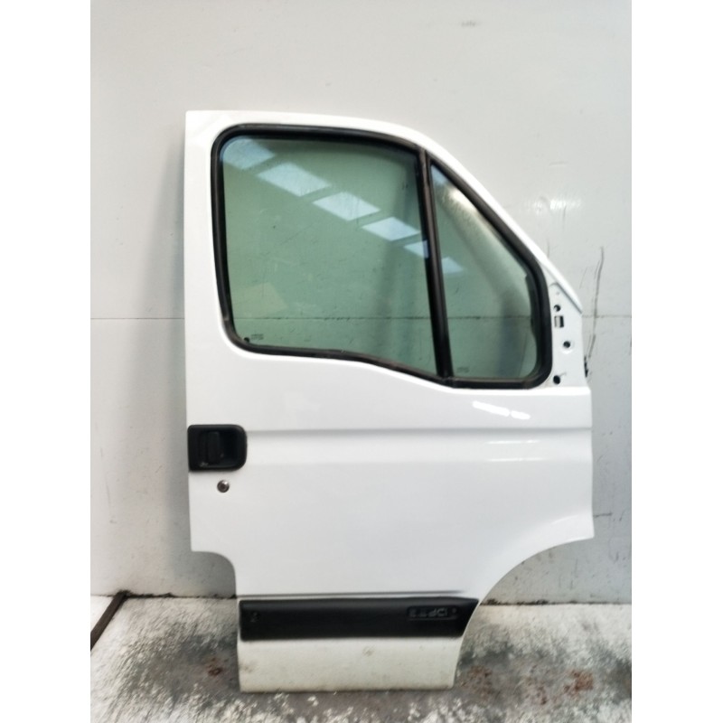 Recambio de puerta delantera derecha para renault master ii caja/chasis (ed/hd/ud) 2.2 dci 90 referencia OEM IAM  2P 