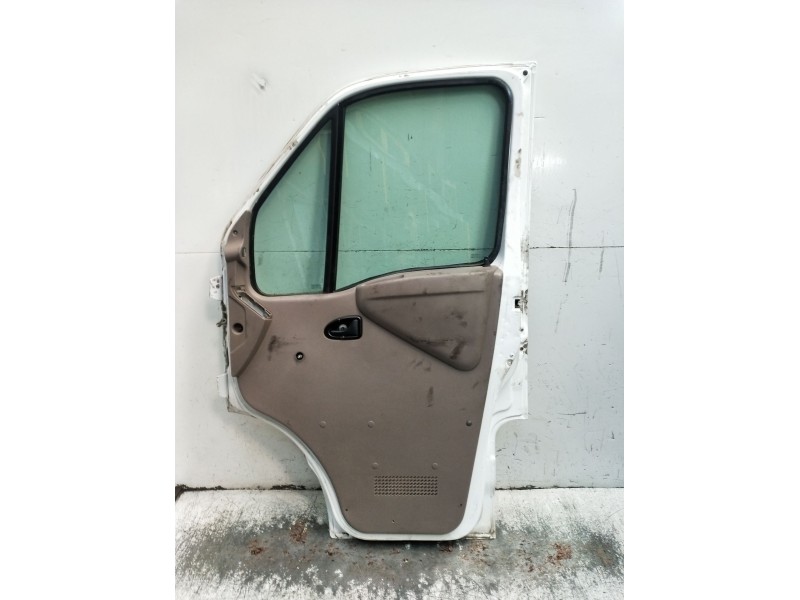 Recambio de puerta delantera derecha para renault master ii caja/chasis (ed/hd/ud) 2.2 dci 90 referencia OEM IAM  2P 