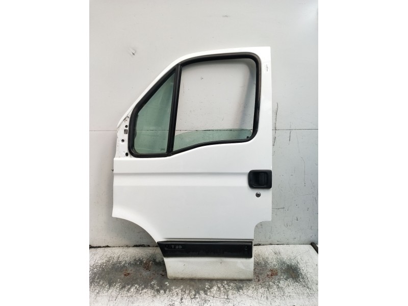 Recambio de puerta delantera izquierda para renault master ii caja/chasis (ed/hd/ud) 2.2 dci 90 referencia OEM IAM  2P 