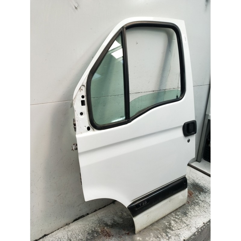 Recambio de puerta delantera izquierda para renault master ii caja/chasis (ed/hd/ud) 2.2 dci 90 referencia OEM IAM  2P 