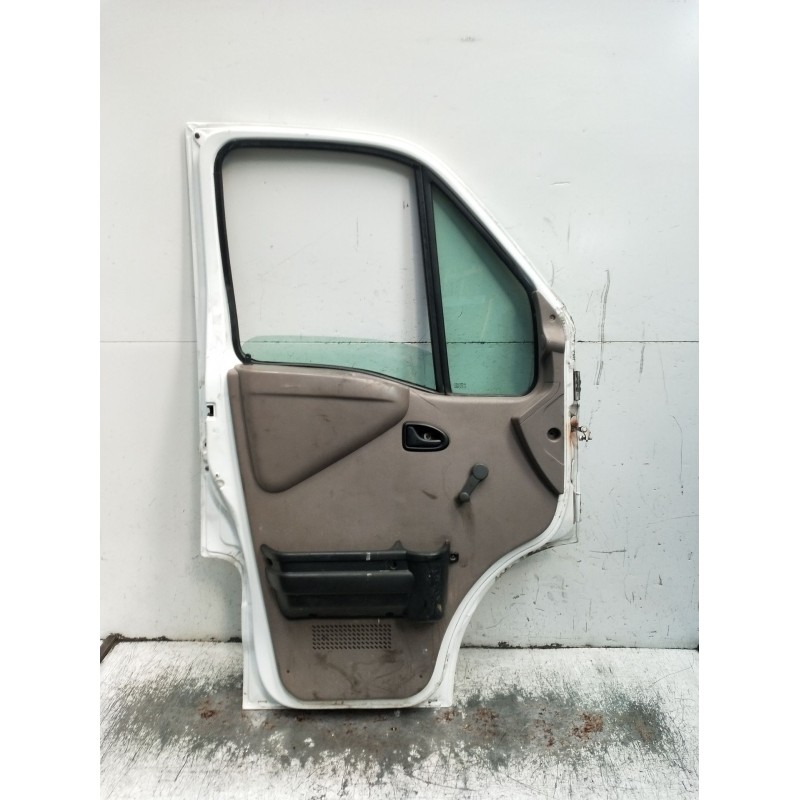 Recambio de puerta delantera izquierda para renault master ii caja/chasis (ed/hd/ud) 2.2 dci 90 referencia OEM IAM  2P 
