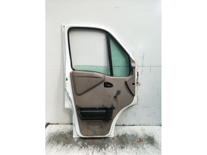 Recambio de puerta delantera izquierda para renault master ii caja/chasis (ed/hd/ud) 2.2 dci 90 referencia OEM IAM  2P 