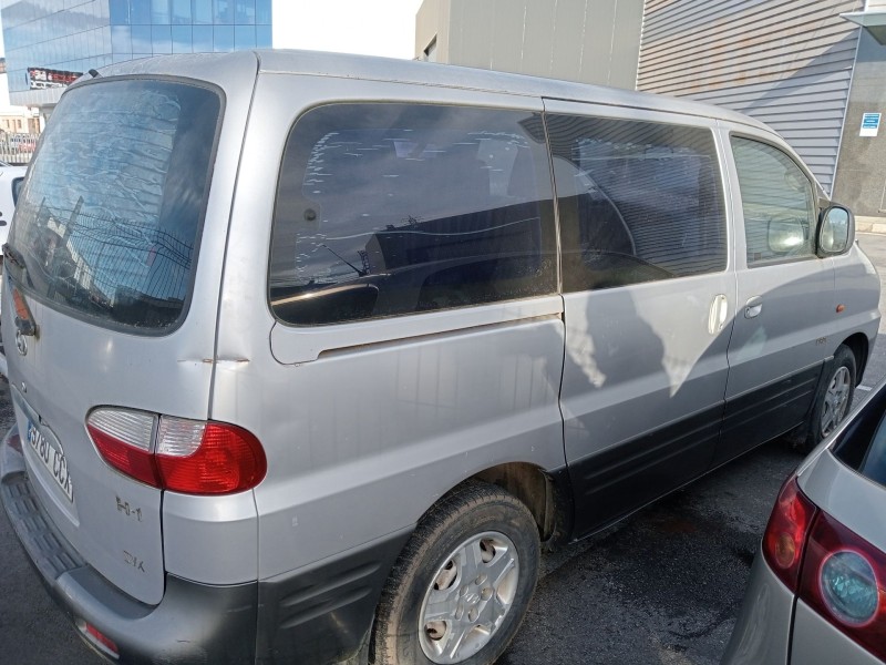 hyundai h-1 / starex autobús (a1) del año 2002