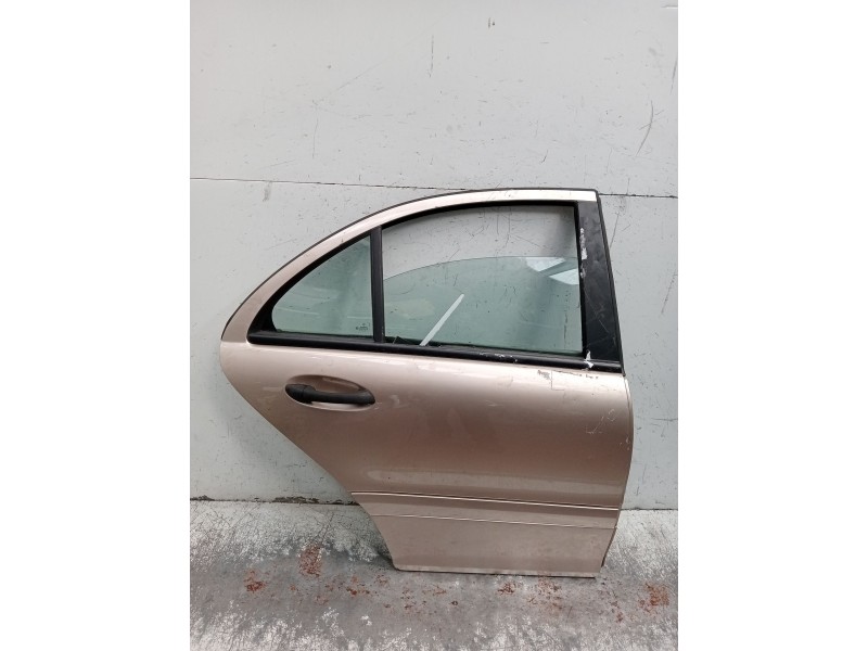 Recambio de puerta trasera derecha para mercedes-benz clase c (w203) c 220 cdi (203.006) referencia OEM IAM   
