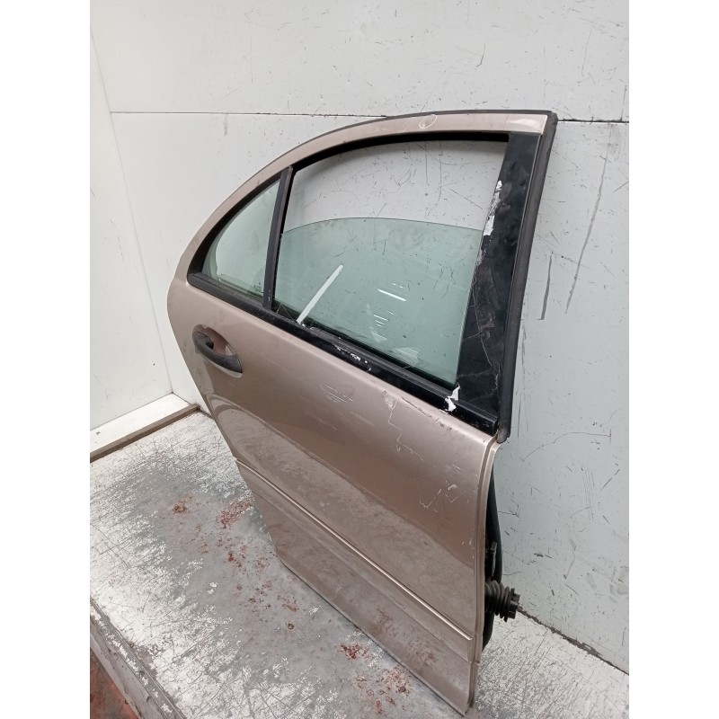 Recambio de puerta trasera derecha para mercedes-benz clase c (w203) c 220 cdi (203.006) referencia OEM IAM   