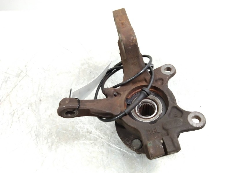 Recambio de mangueta delantera izquierda para nissan micra (k13) 1.2 cat referencia OEM IAM   