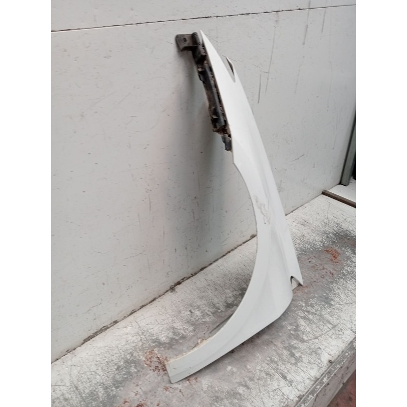 Recambio de aleta delantera izquierda para renault laguna iii (bt0/1) 1.5 dci (bt00, bt0a, bt0t, bt1j) referencia OEM IAM   