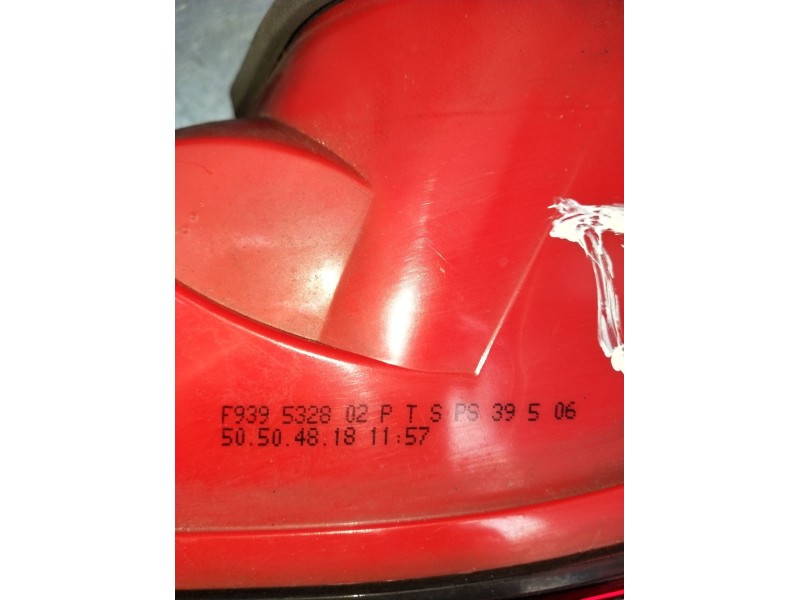 Recambio de piloto trasero derecho para alfa romeo 159 sportwagon (939_) 2.4 jtdm (939bxd1b, 939bxd12) referencia OEM IAM F93953