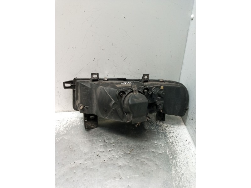Recambio de faro derecho para renault trucks mascott furgoneta 150.65 (a00300166) referencia OEM IAM   1998