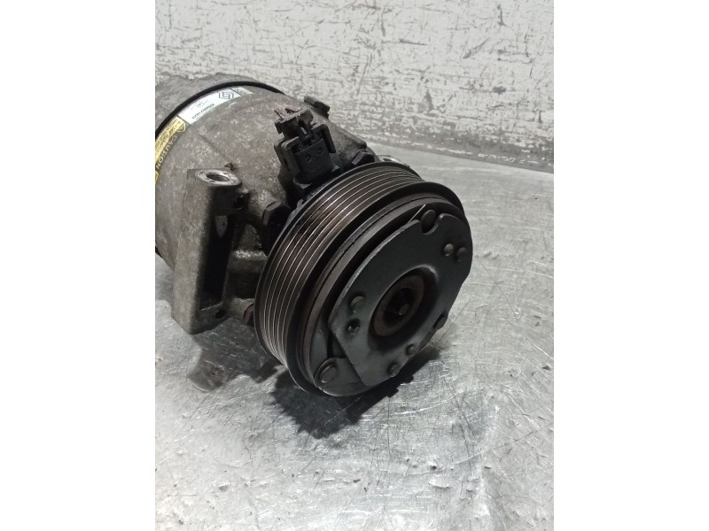 Recambio de compresor aire acondicionado para renault laguna ii (bg0/1_) 1.9 dci (bg08, bg0g) referencia OEM IAM   