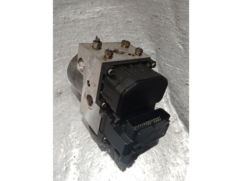 Recambio de abs para ssangyong korando (kj) 2.9 td referencia OEM IAM   