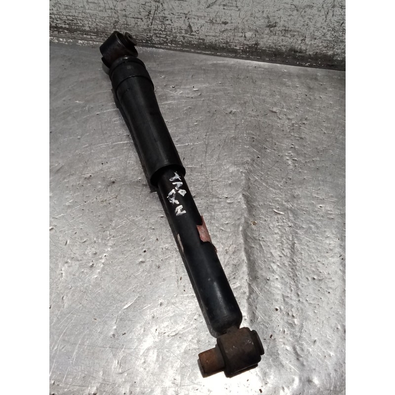Recambio de amortiguador trasero derecho para renault laguna ii (bg0/1_) 1.9 dci (bg08, bg0g) referencia OEM IAM   