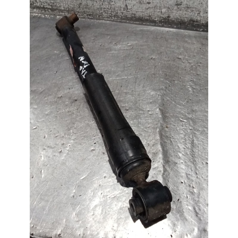 Recambio de amortiguador trasero derecho para renault laguna ii (bg0/1_) 1.9 dci (bg08, bg0g) referencia OEM IAM   