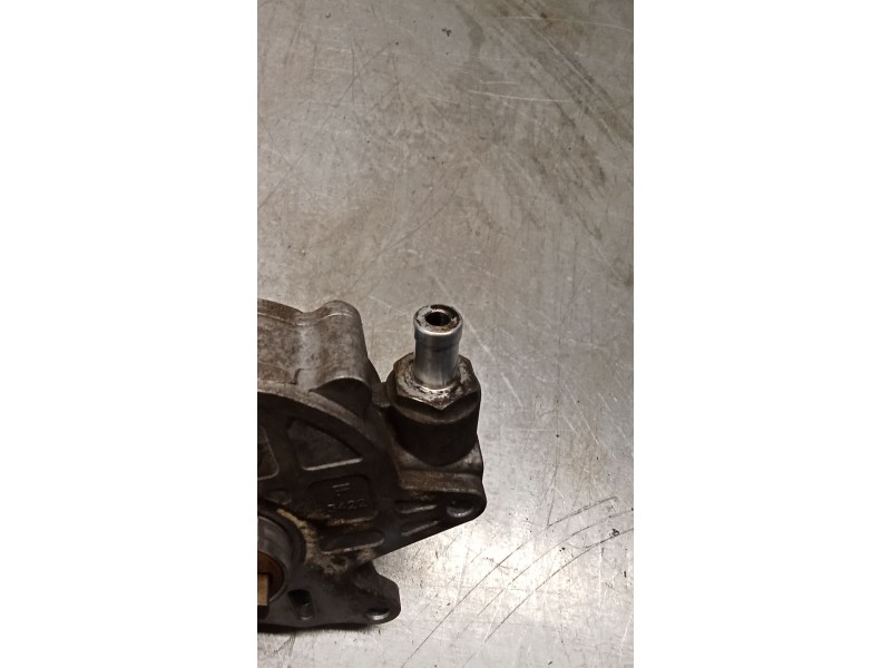 Recambio de depresor freno / bomba vacio para volkswagen golf vi (5k1) 1.6 tdi referencia OEM IAM 03L145100  09