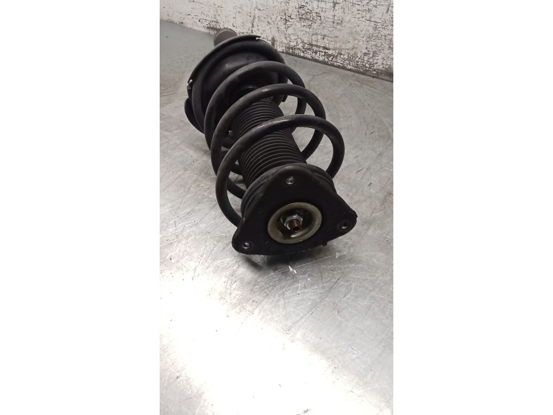 Recambio de amortiguador delantero derecho para ford focus ii (da_, hcp, dp) 1.6 tdci referencia OEM IAM   08