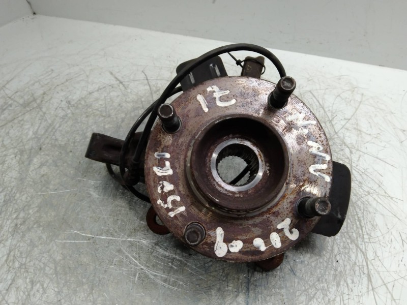 Recambio de mangueta delantera izquierda para nissan nv 200 (m20) referencia OEM IAM   