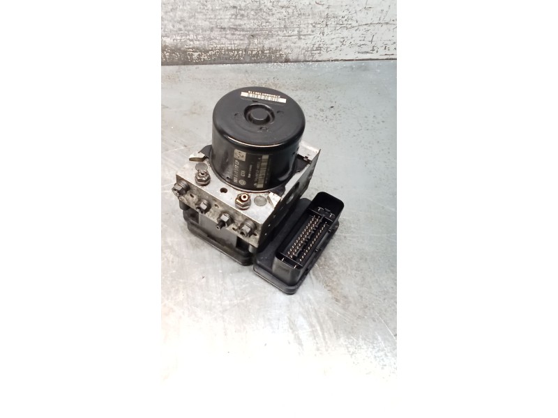 Recambio de abs para volkswagen golf vi (5k1) 1.6 tdi referencia OEM IAM 1K0907379BE 10096103433 10061936541 1K0614517CP 1002120