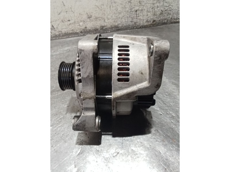 Recambio de alternador para bmw 3 (e46) 320 d referencia OEM IAM   