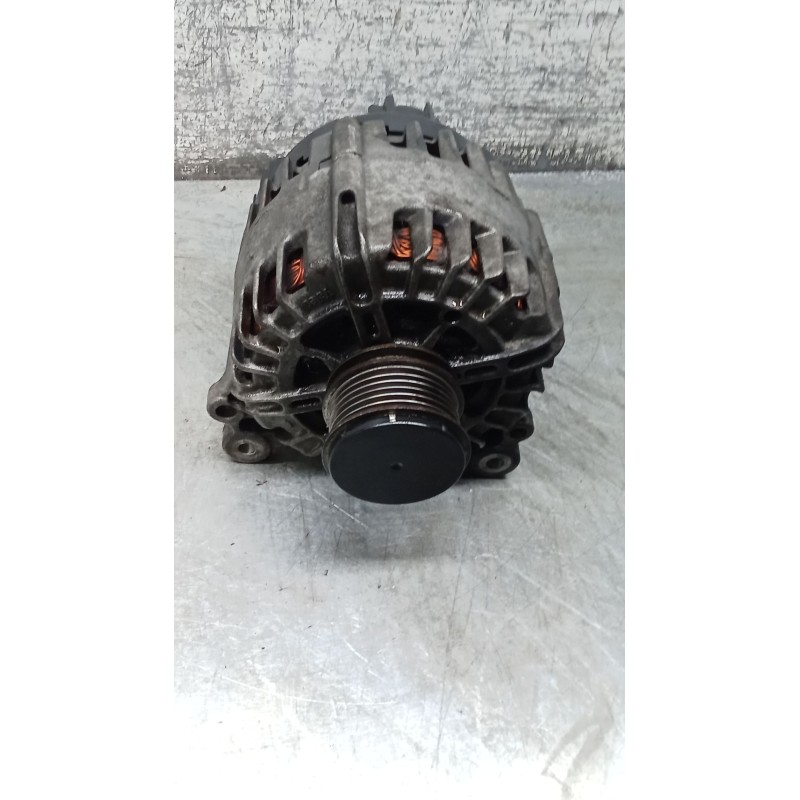 Recambio de alternador para volkswagen golf vi (5k1) 1.6 tdi referencia OEM IAM 03L903023A 2608901A 140A 09