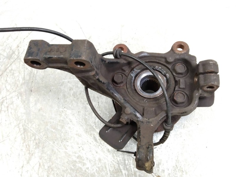 Recambio de mangueta delantera izquierda para nissan nv 200 (m20) referencia OEM IAM   