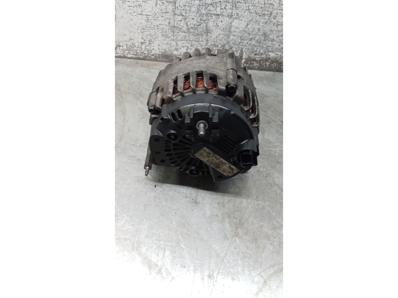 Recambio de alternador para volkswagen golf vi (5k1) 1.6 tdi referencia OEM IAM 03L903023A 2608901A 140A 09