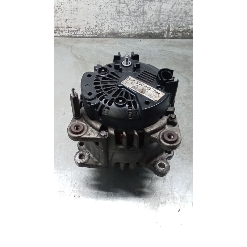 Recambio de alternador para volkswagen golf vi (5k1) 1.6 tdi referencia OEM IAM 03L903023A 2608901A 140A 09