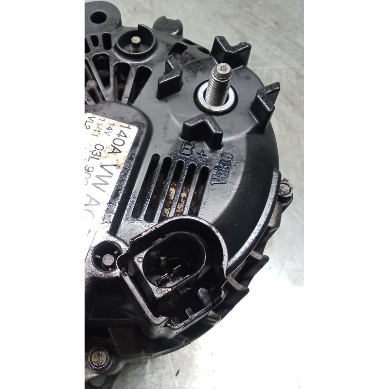 Recambio de alternador para volkswagen golf vi (5k1) 1.6 tdi referencia OEM IAM 03L903023A 2608901A 140A 09
