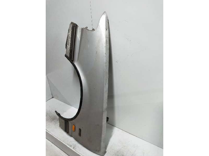 Recambio de aleta delantera izquierda para saab 9000 cd referencia OEM IAM   