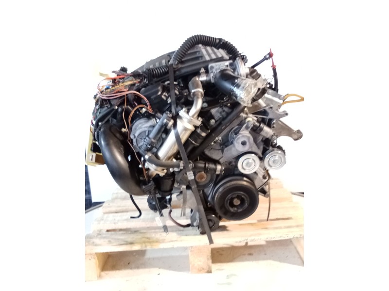 Recambio de motor completo para bmw 3 (e46) 320 d referencia OEM IAM 204D1 BOSCH 83049007