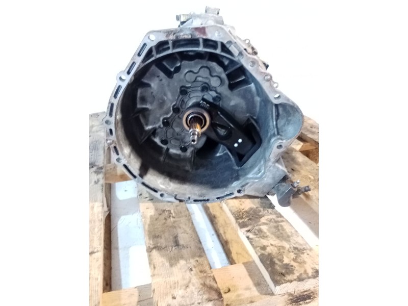 Recambio de caja cambios para ssangyong korando (kj) 2.9 td referencia OEM IAM MAD4508 5V 00364 631010 06201