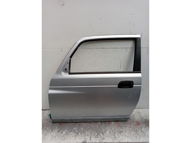 Recambio de puerta delantera izquierda para ssangyong korando (kj) 2.9 td referencia OEM IAM   
