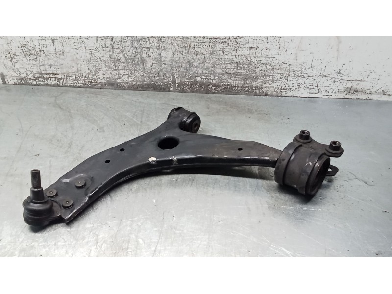 Recambio de brazo suspension inferior delantero izquierdo para ford focus ii (da_, hcp, dp) 1.6 tdci referencia OEM IAM   08