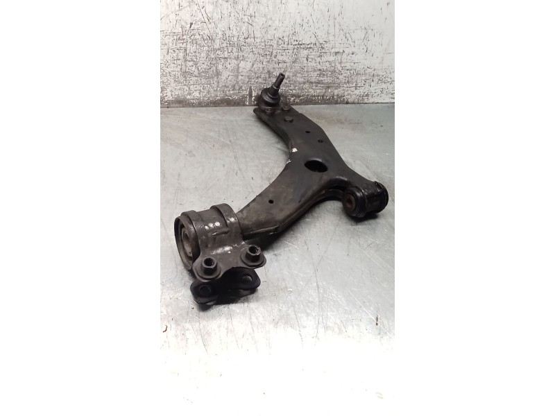 Recambio de brazo suspension inferior delantero izquierdo para ford focus ii (da_, hcp, dp) 1.6 tdci referencia OEM IAM   08