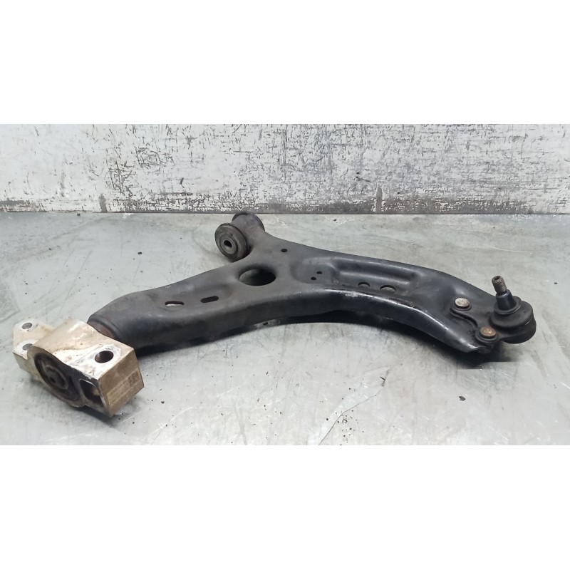 Recambio de brazo suspension inferior delantero derecho para volkswagen golf vi (5k1) 1.6 tdi referencia OEM IAM   09