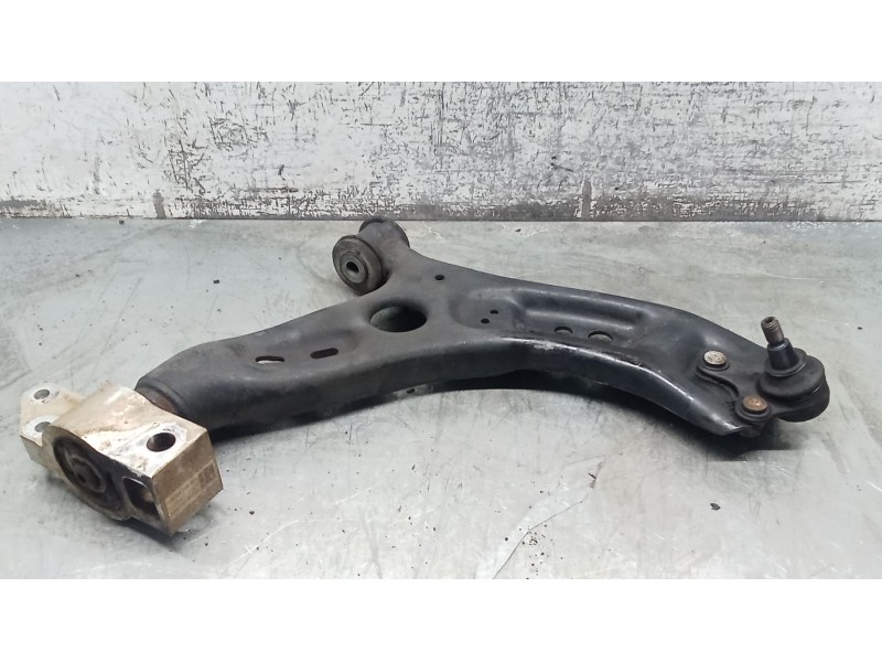 Recambio de brazo suspension inferior delantero derecho para volkswagen golf vi (5k1) 1.6 tdi referencia OEM IAM   09